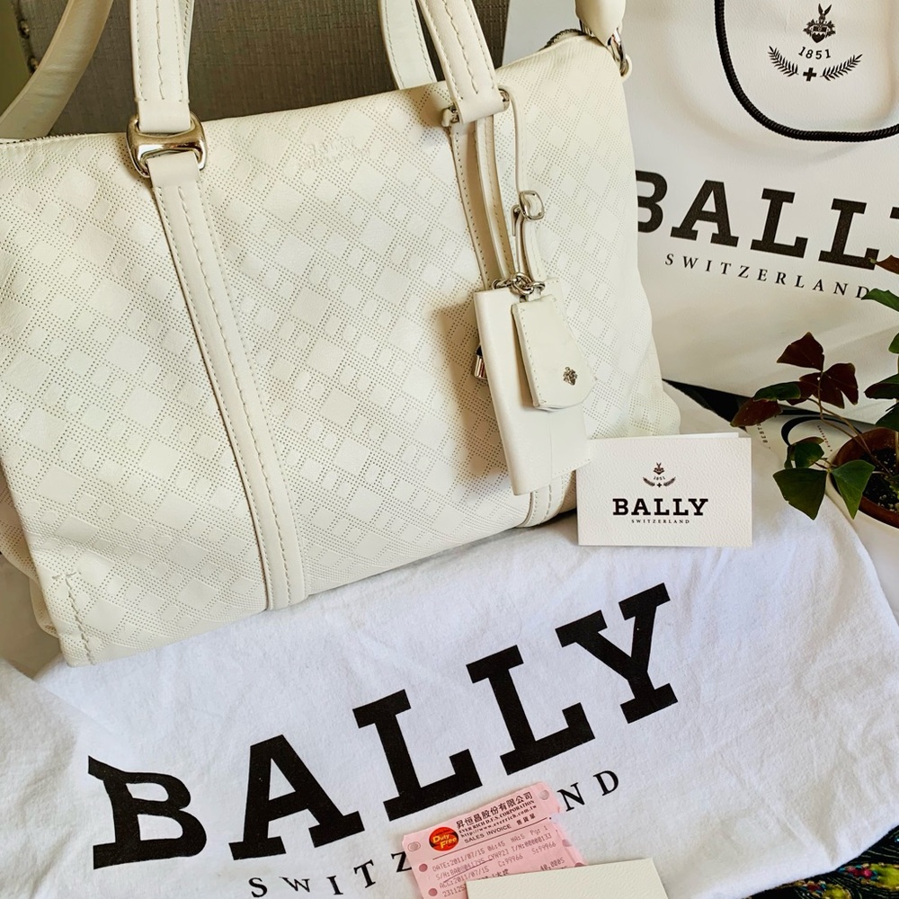 Bally calfskin bag authentic